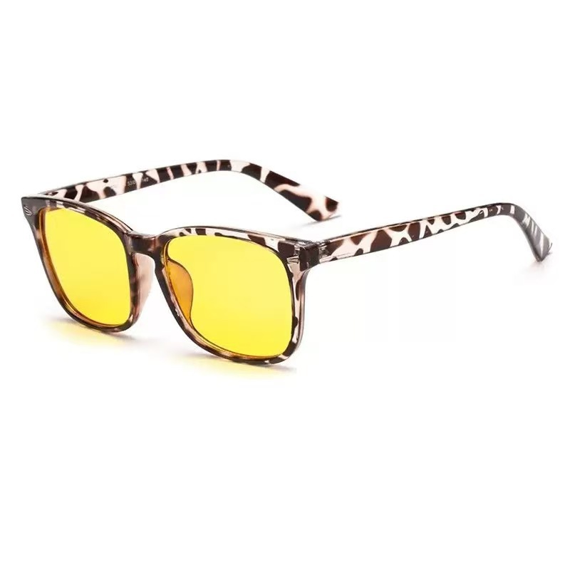 White bean curd yellow slices