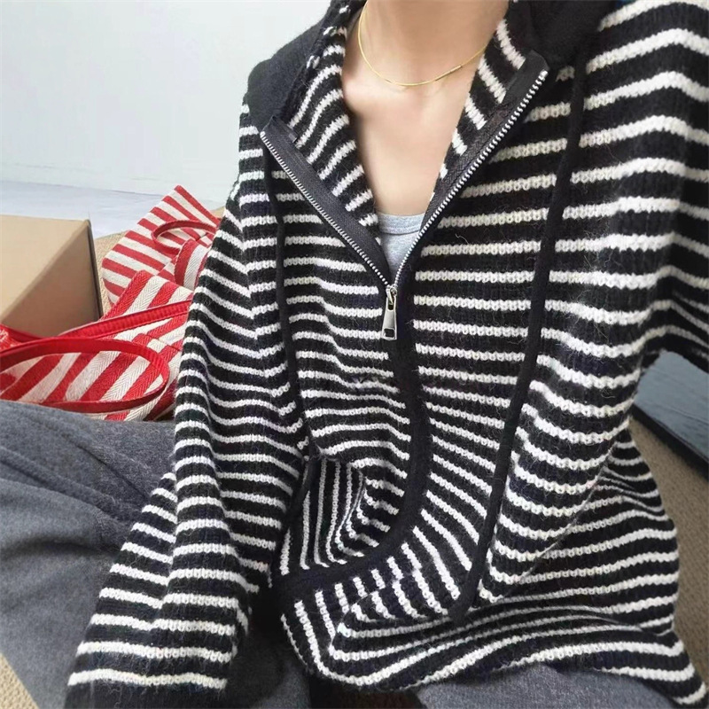 宽松大码撞色条纹连帽针织开衫女秋冬新款韩系慵懒风拉链毛衣外套|undefined