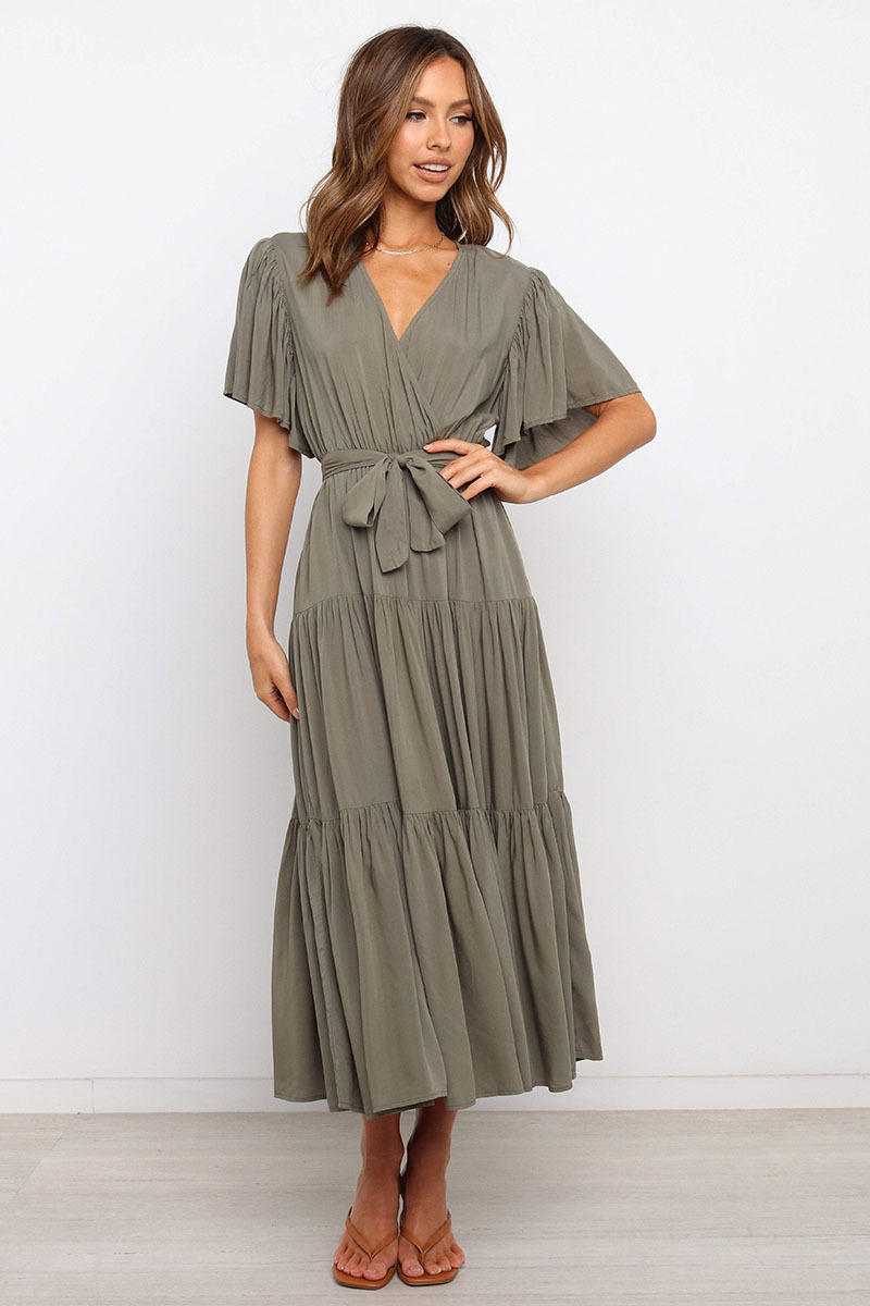 269g Weight Midi Dress Dress Length Type Short Sleeve Sleeve Length Princess Dress Dresses Type Regular Sleeve Sleeve Type Cotton, Polyester Fabric Type Mid Waist Waist Line Holiday, Daily, Selfie Occasion V Neck Neckline Regular Fit Fit Type Solid Color Pattern Summer Season Women's Gender Casual, Elegant, Streetwear Style Wholesale Women's Casual Elegant Streetwear Solid Color Holiday Daily Selfie V Neck Short Sleeve Princess Dress 44