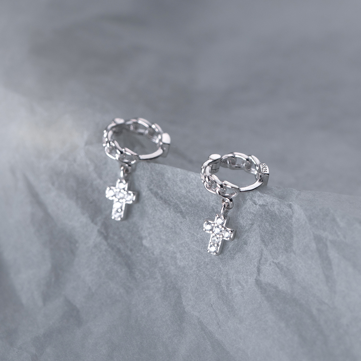 Eloch s925 plata de diamante colgante de cadena de crucifijo pendientes personales simples pendientes de moda mujer M01276