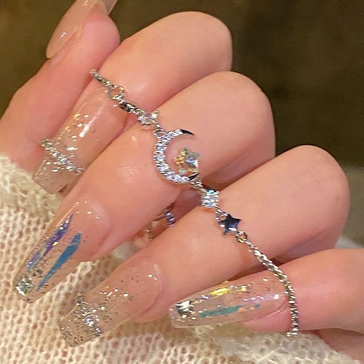 Star and Moon Zircon Bracelet for Women, Light Luxury Niche New Design, Exquisite and Adjustable, High-End Versatile Friendship Jewelry Star and Moon Zircon Bracelet for Women, Light Luxury Niche New Design, Exquisite and Adjustable, High-End Versatile Friendship Jewelry