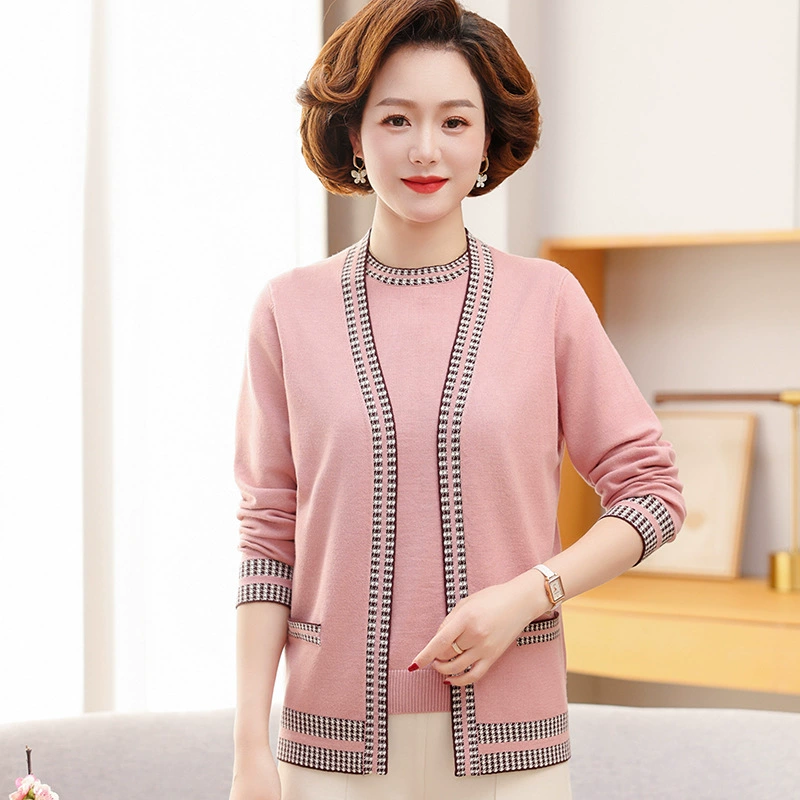 Новые мамы среднего и пожилого возраста с круглым вырезом с короткими рукавами