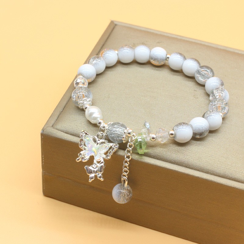 나비 두 마리 - 회색