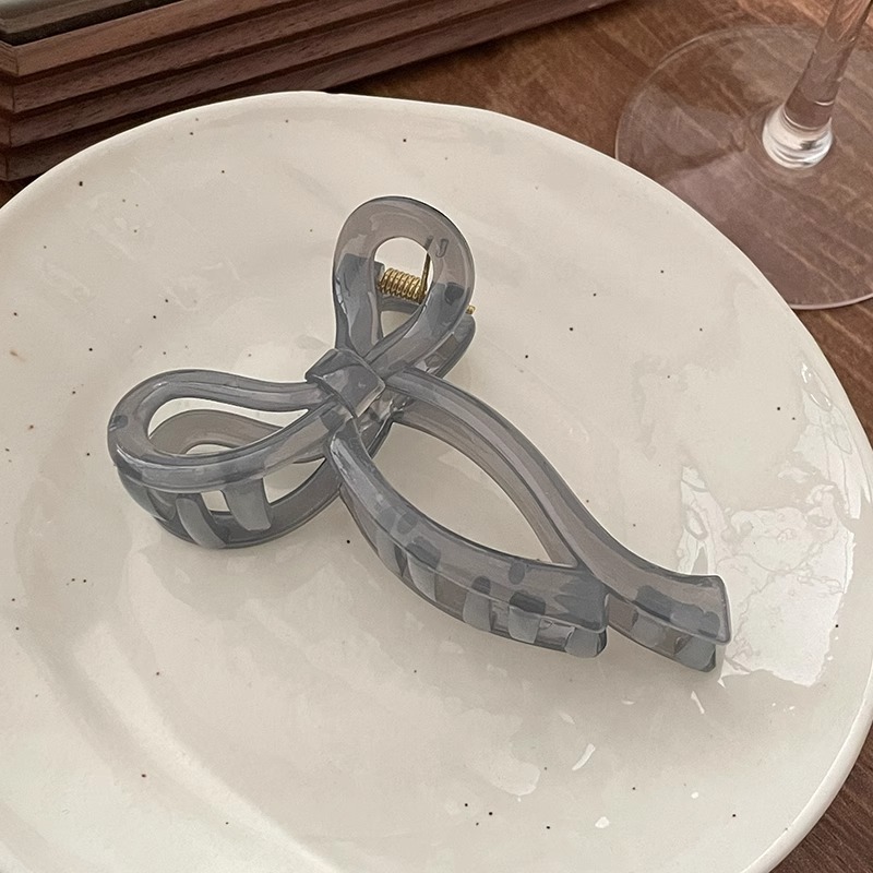 Zhao Lusi mismo estilo de clip de agarre de lazo femenino 2025 nuevo clip de tiburón grande de alta gama en la parte posterior de la cabeza horquilla