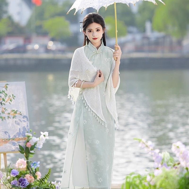 新款流苏复古旗袍披肩女薄款针织外搭披风三角开衫仙气年轻款披肩|undefined
