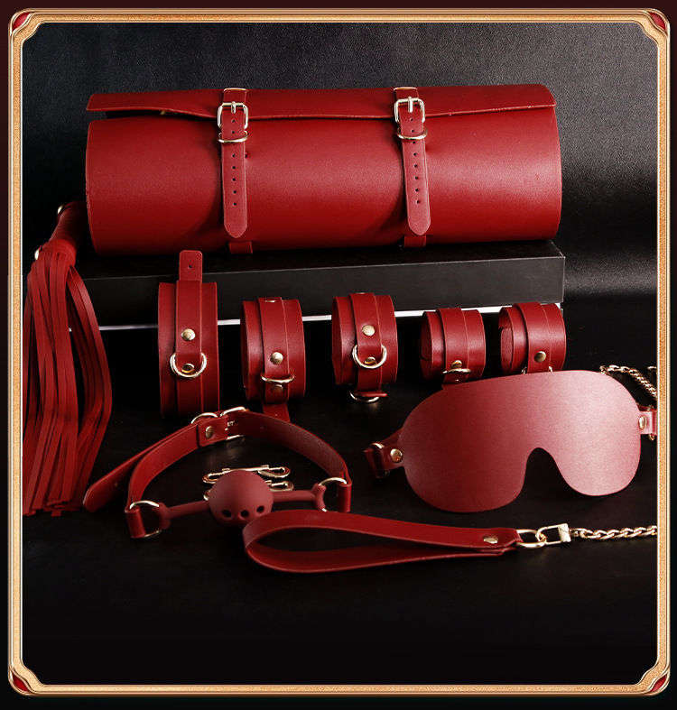SM Bondage Kit with Nipple Clamps, Handcuffs and Oral Ball for Couples — detail image 12