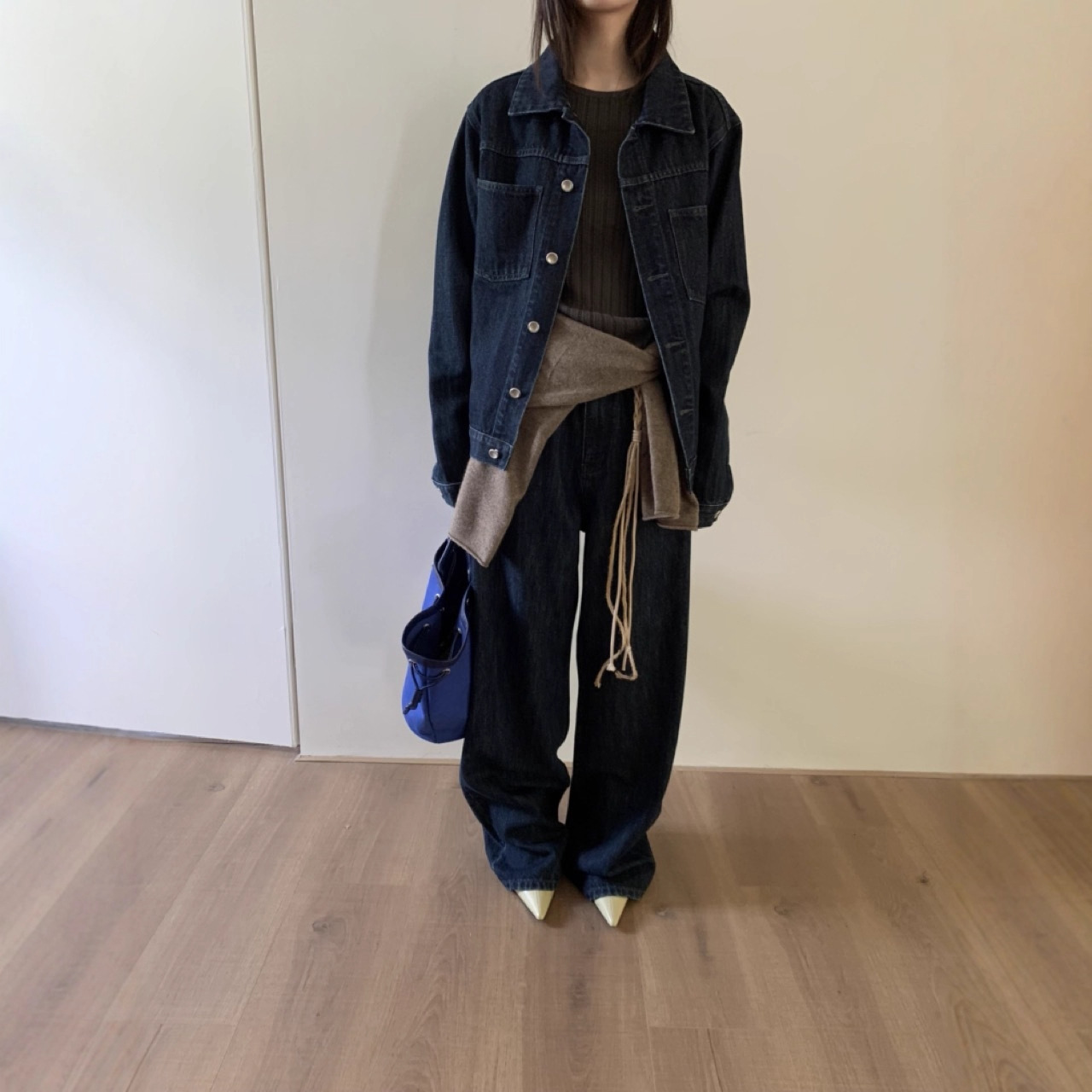 ON LINE 十三行女装复古高腰牛仔裤女秋季百搭直筒长裤子女6915