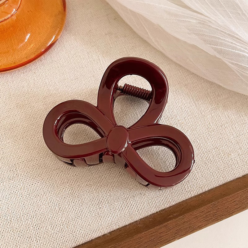 Pequeño clip de cabello para mujeres con un poco de cabello sofisticado de alta calidad 2025 nuevo toque de cabello de cabeza posterior clip de pescado