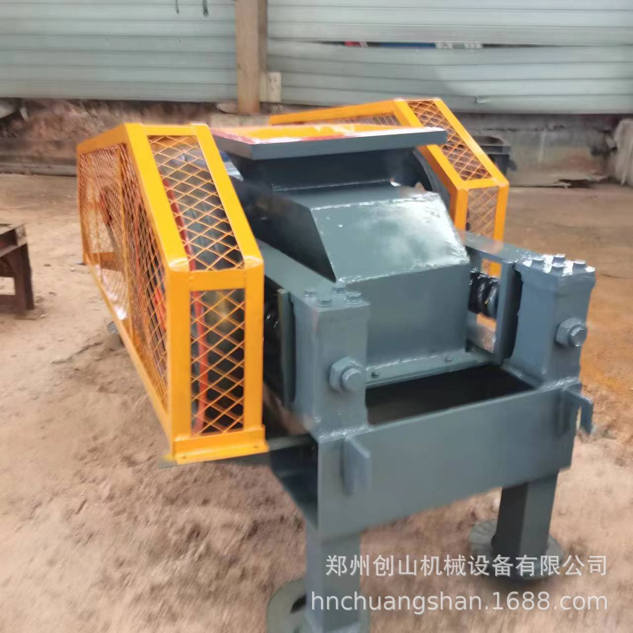 供应两辊挤沙机对辊破砂机 双辊破石机 对辊式破沙机对辊式破碎机