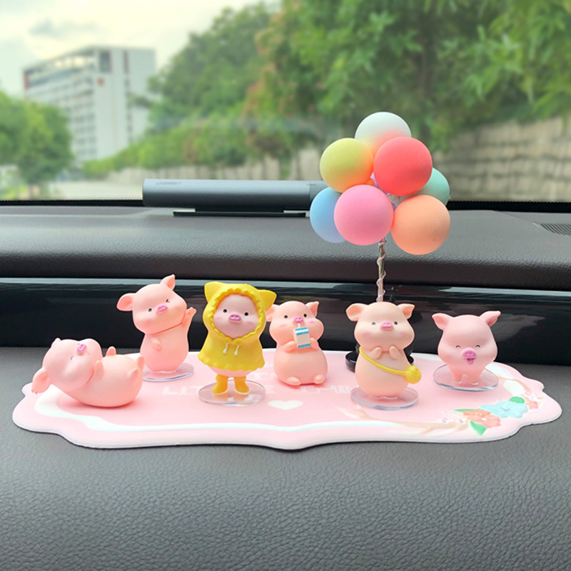 Adornos para el automóvil Adornos de la consola central del automóvil del cerdito de la red de Internet Adornos para el automóvil Dibujos animados creativos Decoración linda del automóvil Mujer