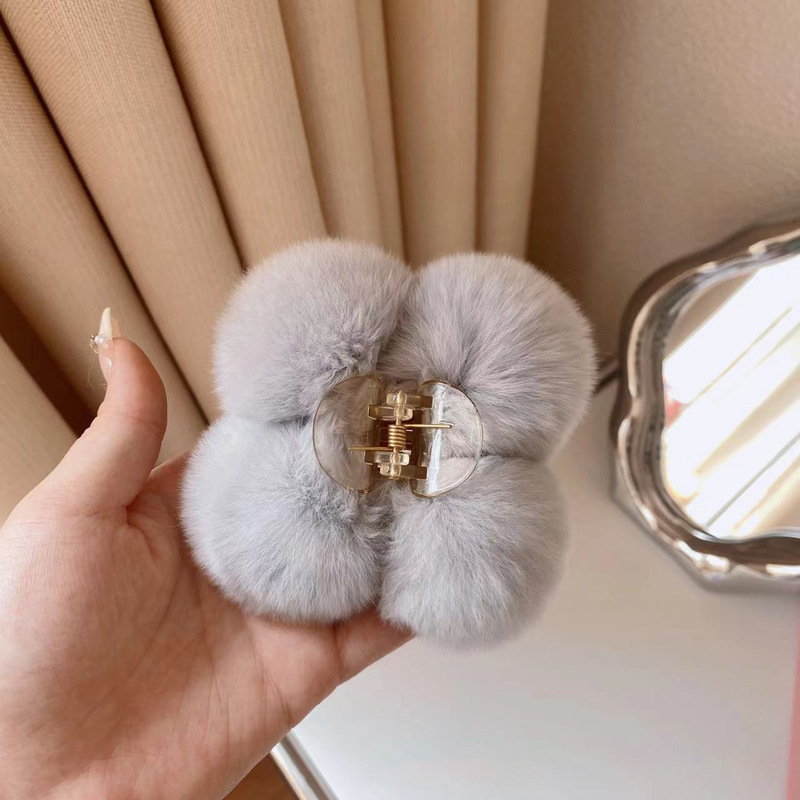 秋冬の真のレッグウサギの毛玉は大きいサイズの毛のヘアピンの後頭部のサメのクリップのヘアピンの髪飾りの新年の爆発金をつかみます。|undefined