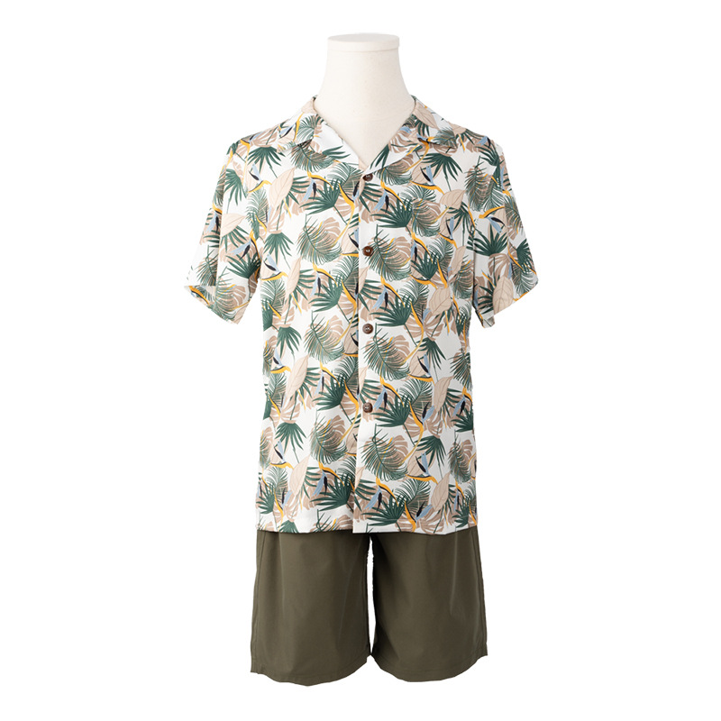 1909 녹색 전나무 나무 잎 남자의 세트