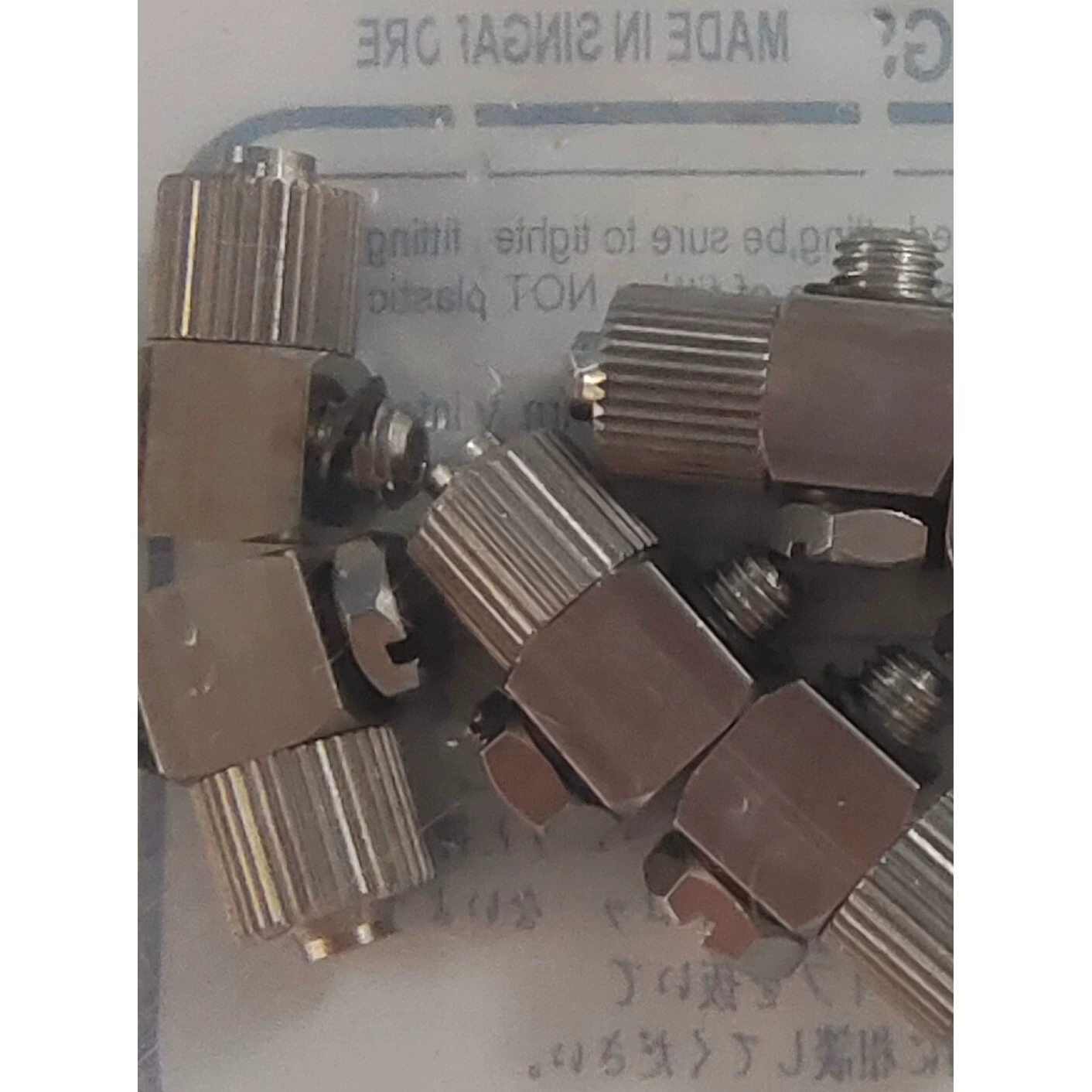 Микроразъем шланга коленчатого типа М-5ХЛ-4 Промышленная автоматизация Пневматические компоненты Электрооборудование Электрооборудование