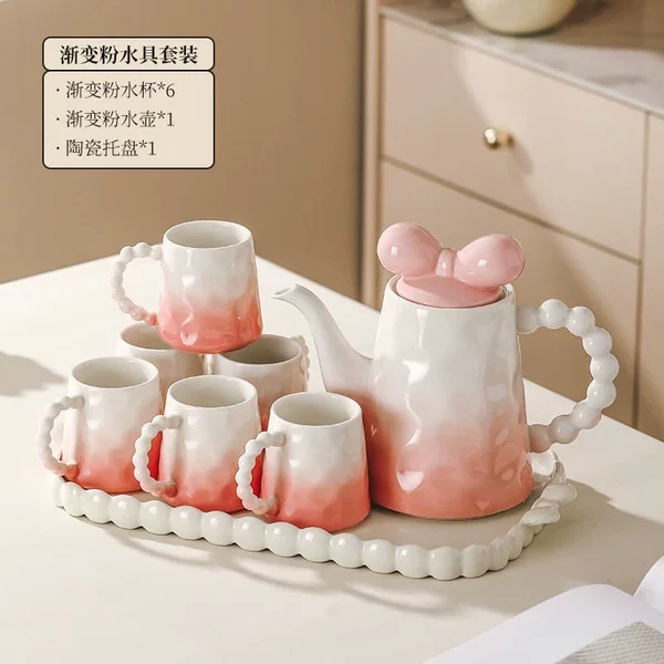 Ceramic teapot, gradient