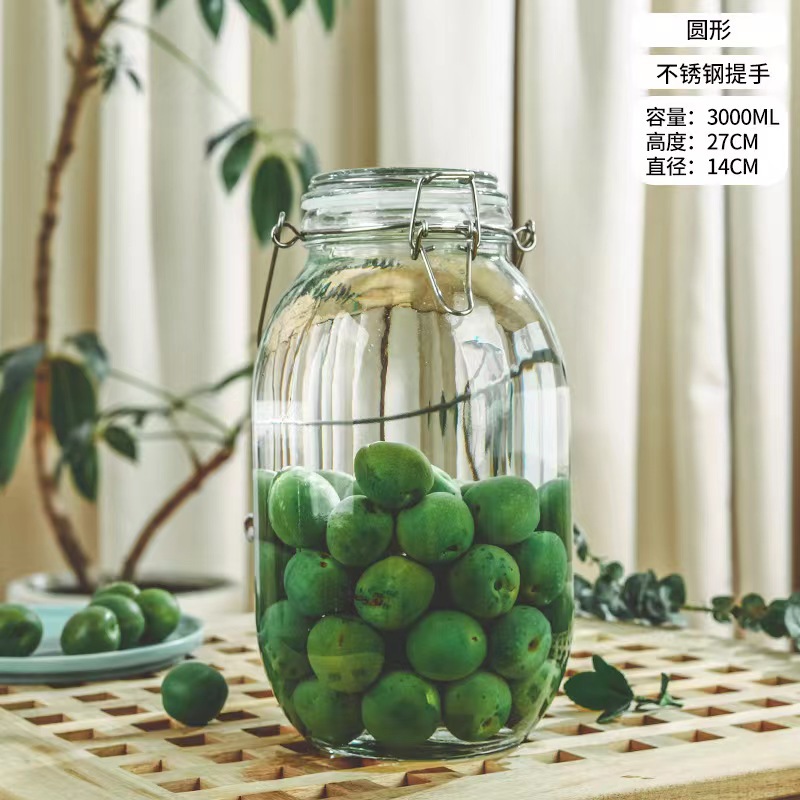 Botella de vidrio de remojo de licor, botella de remojo de licor de ciruela verde, botella de cerveza, botella de cierre de vidrio con mango de grifo