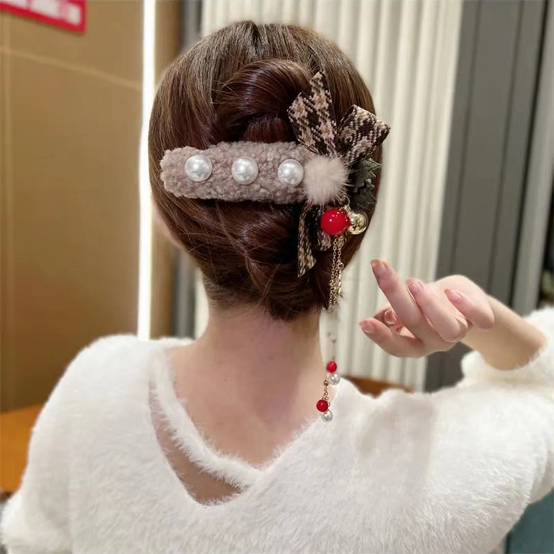 50g Weight Hair Clip, Hair Claws Hair Accessories Type 1 Piece Quantity Daily, Party, Festival Occasion Plush Material Christmas Festival Bow Knot Pattern Women's Gender Sweet Style Christmas Sweet Women's Bow Knot Plush Hair Clip Hair Claws 4