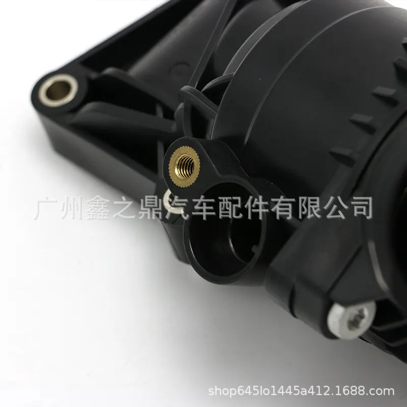 Suitable for Mercedes-Benz Thermostat 2712000315 2712000115