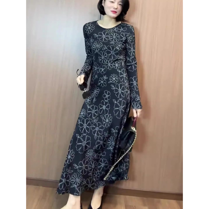 胖mm大码御姐穿搭印花长袖连衣裙女秋装新款气质名媛风情万种裙子|undefined