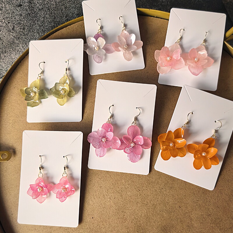 Mori Super Immortal Imported Eternal Flower Hydrangea Real Flower Atmosphere Vacation Ear Studs Elegant White Earrings