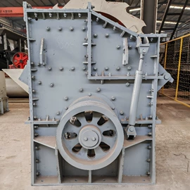 破碎机;其他粉碎设备;塑料机械