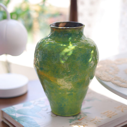 Jingdezhen ceramic vase handmade creative vase hydroponic flower arrangement living room desktop decoration ornaments a generation of hair