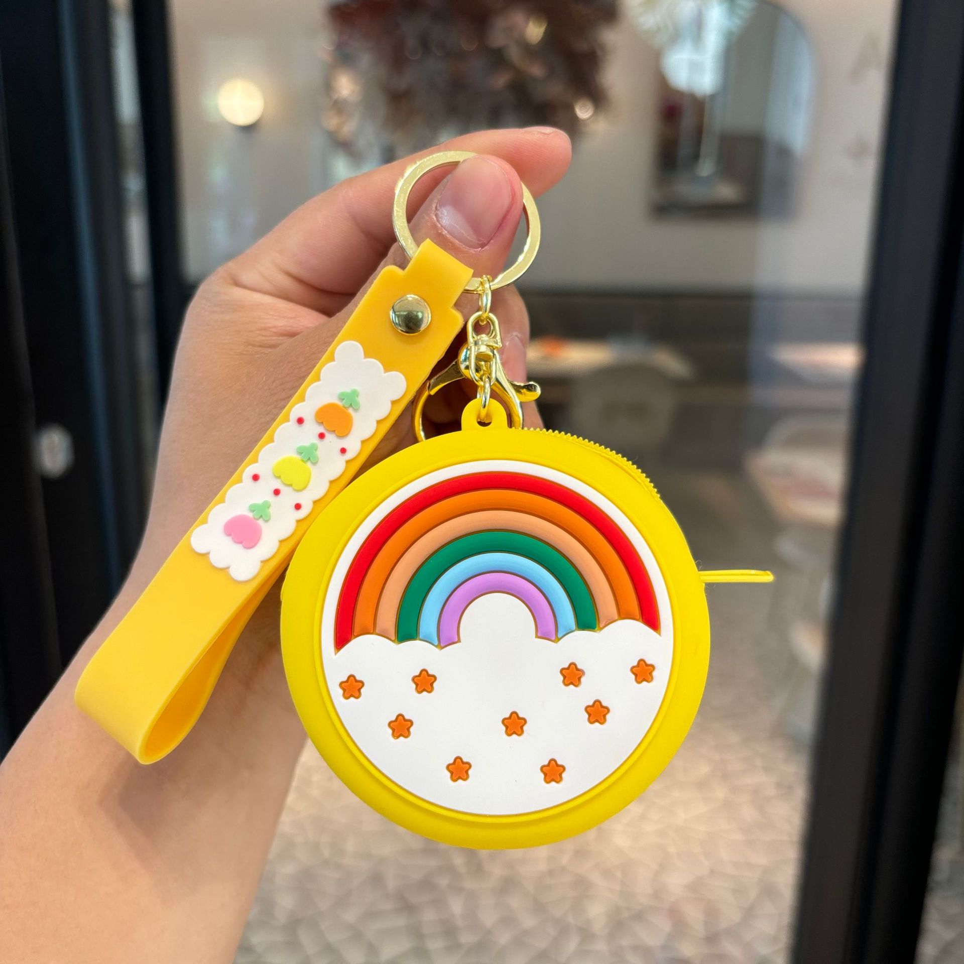 Transfronterizo Kapibara llaveros Kulomi bolsos de cambio llaves colgantes bolsos accesorios pequeños regalos al por mayor