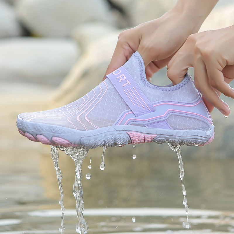 New outdoor barefoot diving shoes swimming wading beach shoes fitness riding hiking shoes five-finger upstream shoes New outdoor barefoot diving shoes swimming wading beach shoes fitness riding hiking shoes five-finger upstream shoes