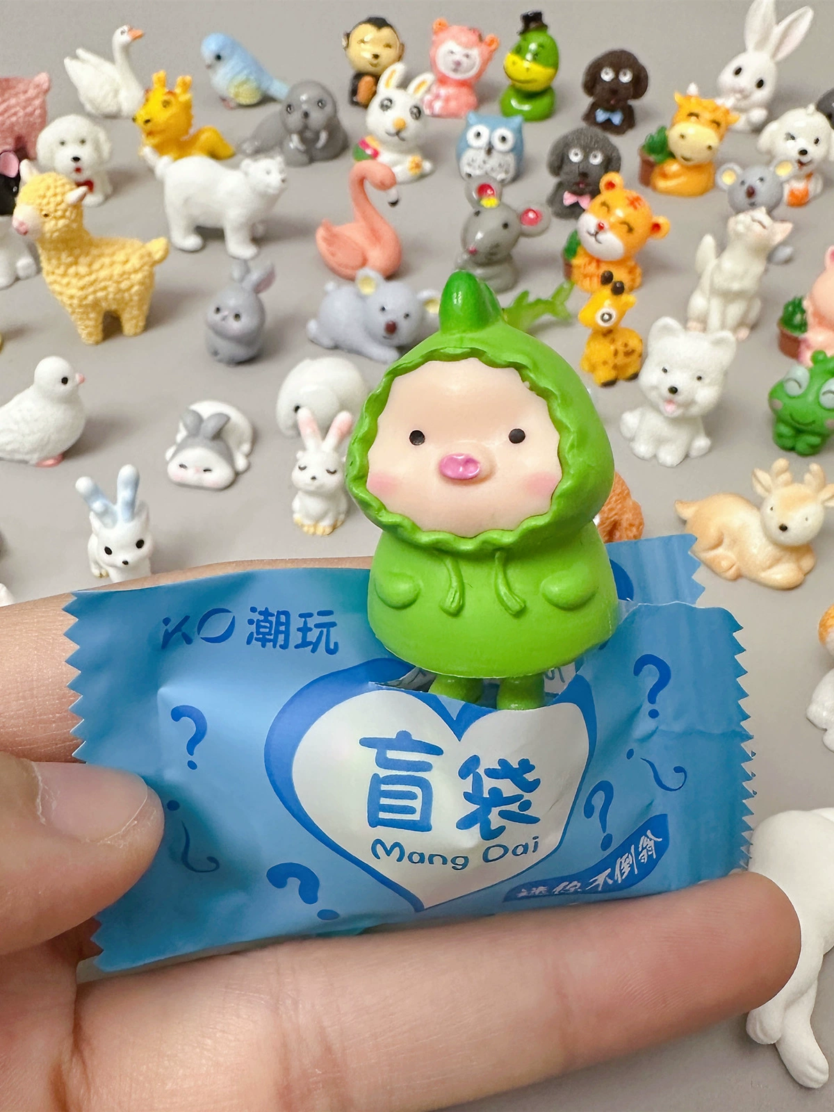 Маленькая реалистичная игрушка для младших школьников для мальчиков и девочек, подарок на день рождения, новая коллекция