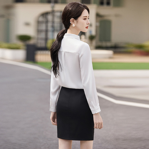Fashionable elegant shirt with bow