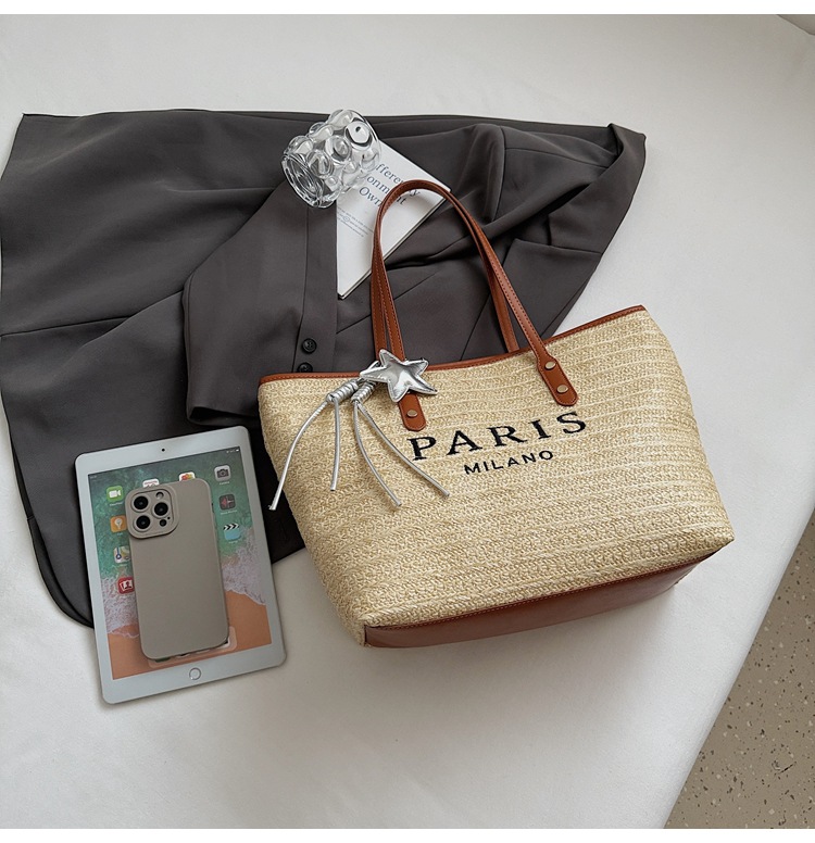 Summer striped woven large-capacity tote bag 2025 New style fashionable and trendy Korean style simple and elegant casual single-shoulder bag undefined