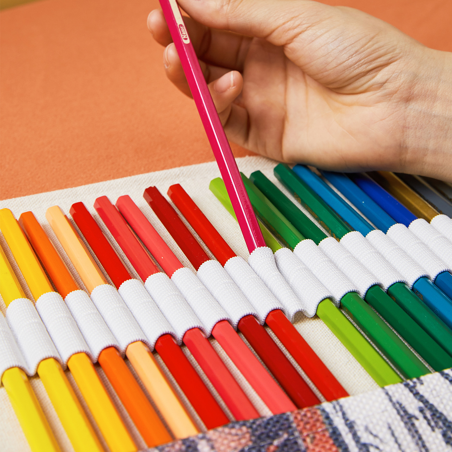 2c6d8a5b48236c203570262546befe