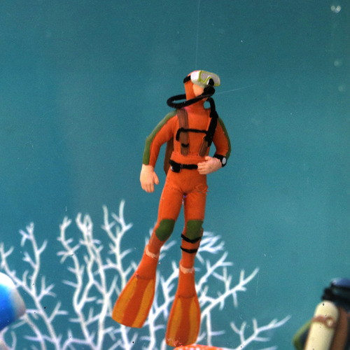 Fish tank floating stone diver floating frogman aquarium simulation landscaping ocean decoration aquatic plants ornaments to avoid treasure hunting