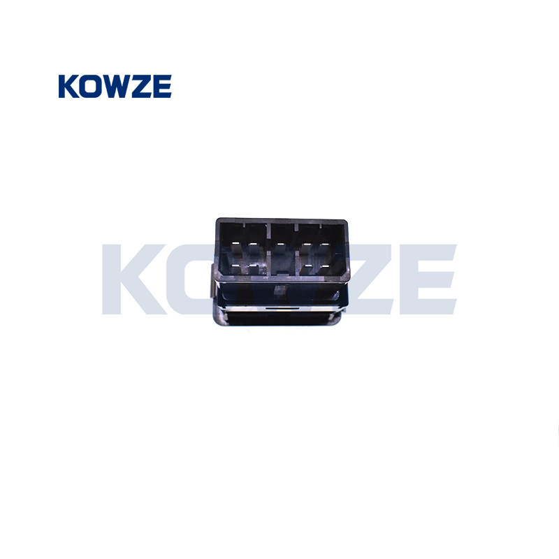 MB561722 CUS (4)