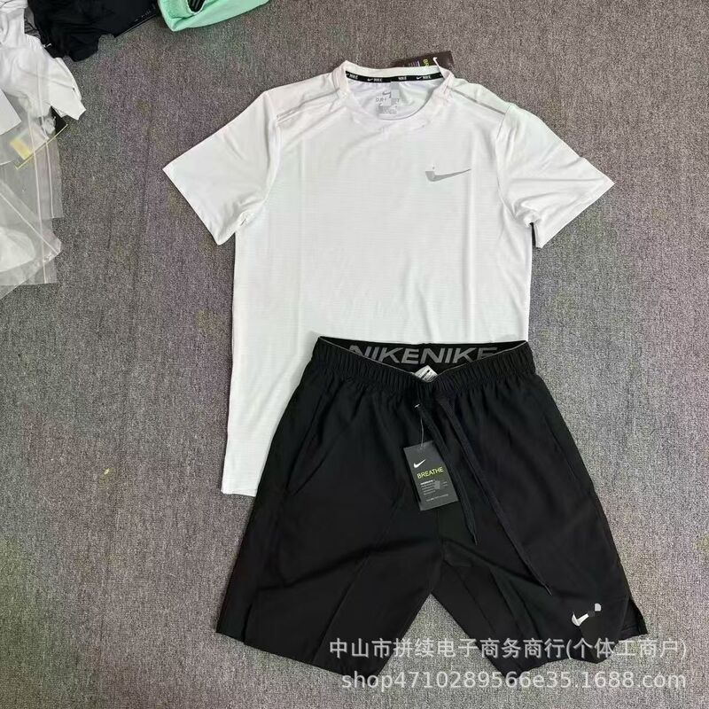 New couple's set: quick-dry running and fitness short-sleeve shorts for training on campus, new popular solid color casual wear for men and women New couple's set: quick-dry running and fitness short-sleeve shorts for training on campus, new popular solid color casual wear for men and women