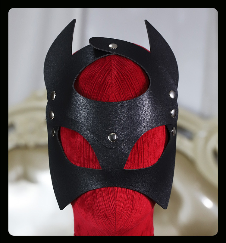 SM Bondage Kit with Lace Eye Mask, Low-Temperature Candles and Nipple Clamps — detail image 17