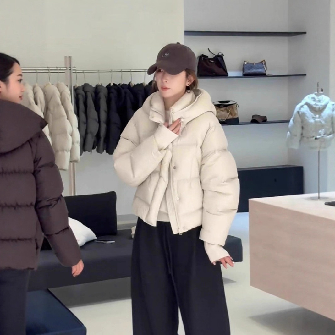 Korean Hooded White Duck down Jacket for Women 2025 Winter New Style Petite Fashionable Sweet Age-Reducing Short Top