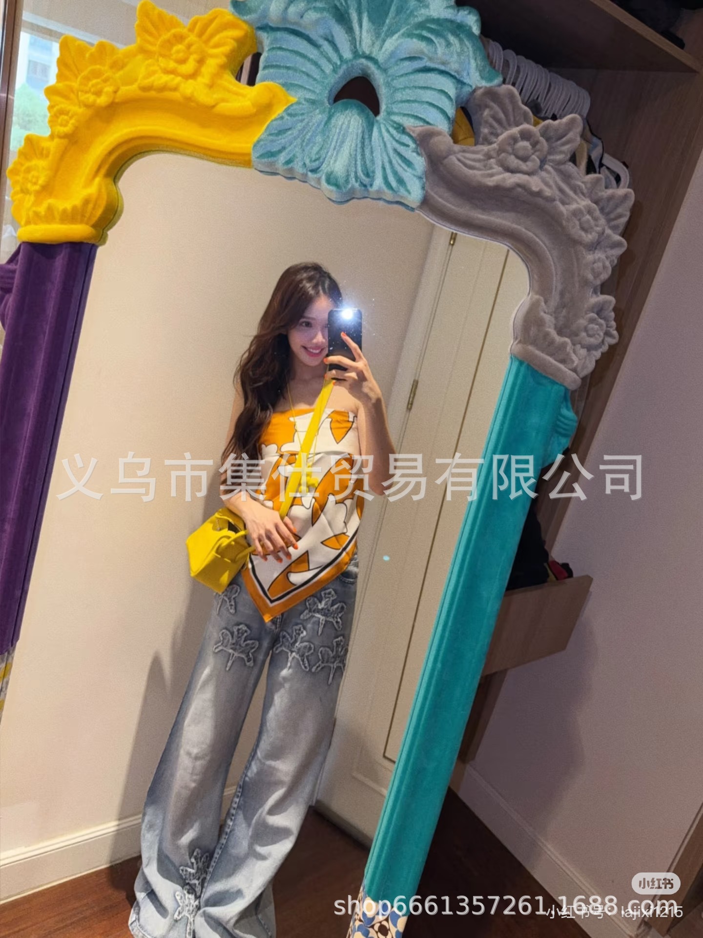 Bufandas de seda de moda europeas y americanas transfronterizas bufandas elegantes de alta calidad lujosas impresión de letras de seda impresión caliente en el extranjero