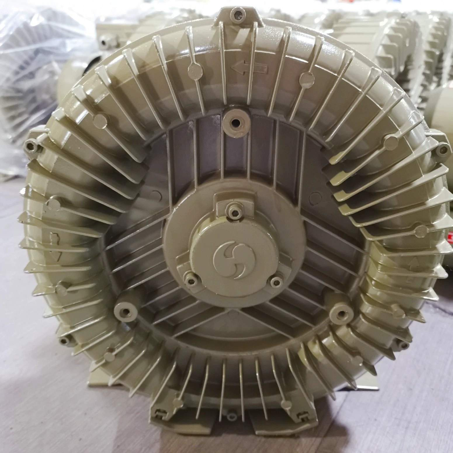 Воздушный насос Шанхай R & F Вихревой вентилятор HG-750