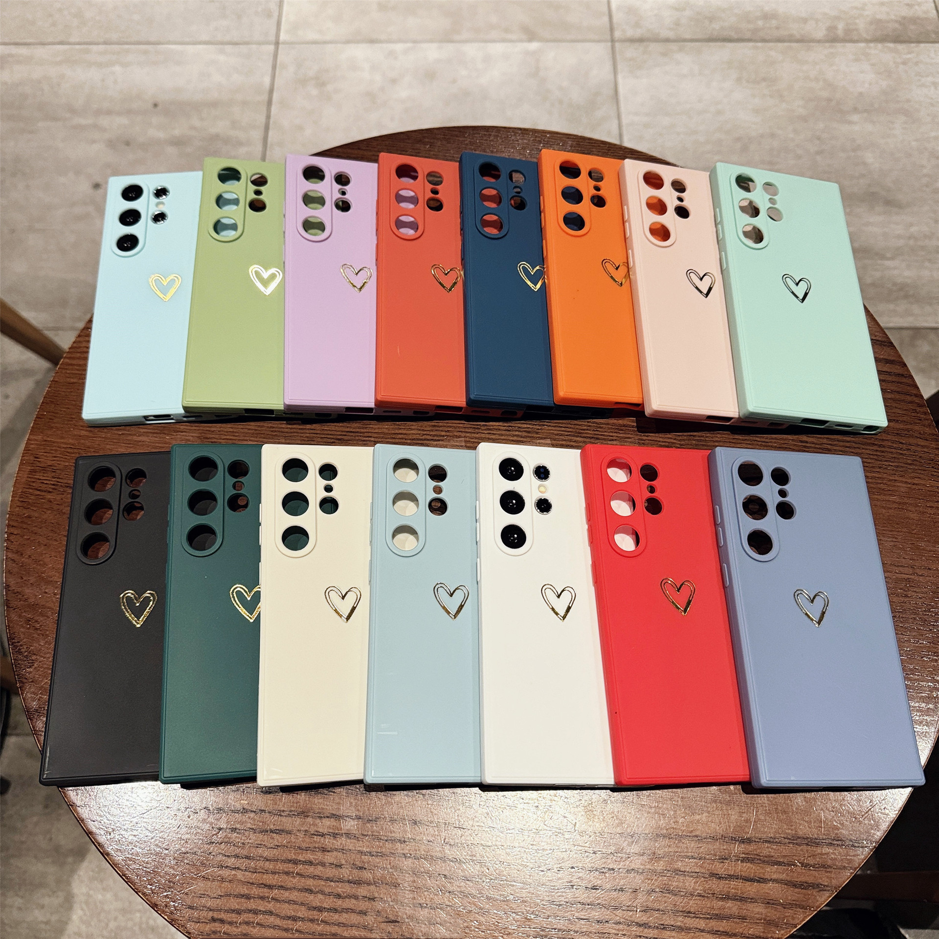 Straight Edge Frosted Cut Out Hot Stamping Heart Suitable for Samsung S25 S24 S23 S22 Imitation Liquid Silicone Protective Cover