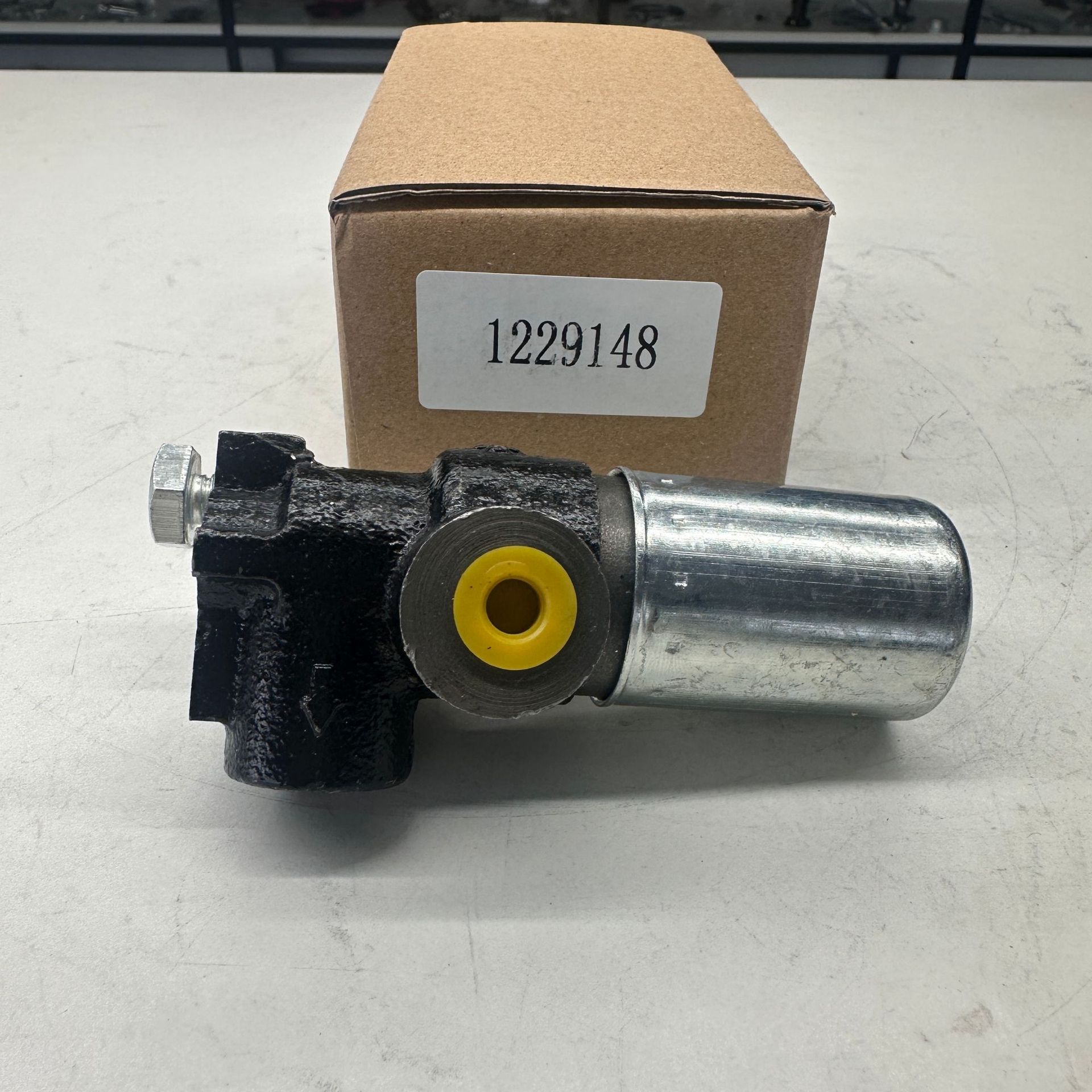 Suitable for Volvo 240 245 244 265 Brake Booster 1228738 1229148