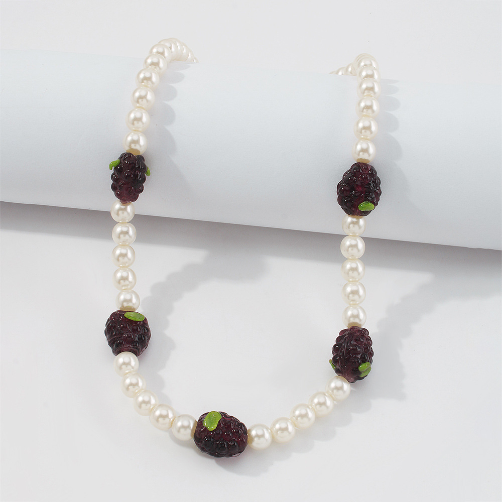 Wholesale Jewelry Grape Shape Geometric Imitation Pearl Beaded Necklace Nihaojewelry display picture 7