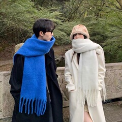 秋冬の新型の柔らかいモチモチの純色のマフラーの女子学生の高級なマカロンの色の冬の厚い輪の糸のマントは保温します。