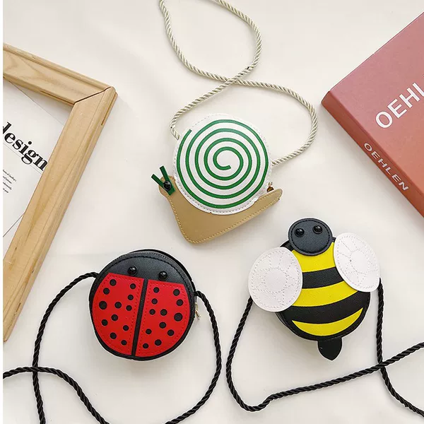 Children's Bags 2025 Spring and Summer New Style Cartoon Cute Ladybug Shoulder Bag Fashionable Coin Purse Mini Accessory Bag Trendy