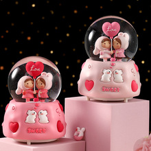 心心相印情侣八音盒水晶球七夕礼品发光音乐盒送女生生日礼物摆件