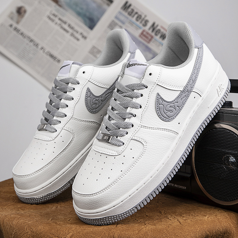 Putian Shoes Air Force White Shoes No. 1 Low-Top Shoes Women's Shoes Couple Sneakers Men's Shoes Student Sports Friction Sound