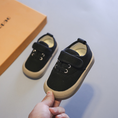 Fall new arrival baby canvas shoes for infants and toddlers—cartoon little bear first-walker shoes with soft, non-slip soles and convenient velcro straps.