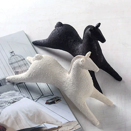 蜡烛器皿;金属工艺品;香炉