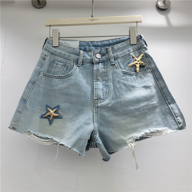 Shorts Denim con Desgastados y Flecos para Mujer de Mezclilla con Estrellas Metálicas