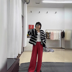 龙猫V领獭兔毛皮草外套女2025年新款高端青紫蓝毛毛大衣冬年轻款
