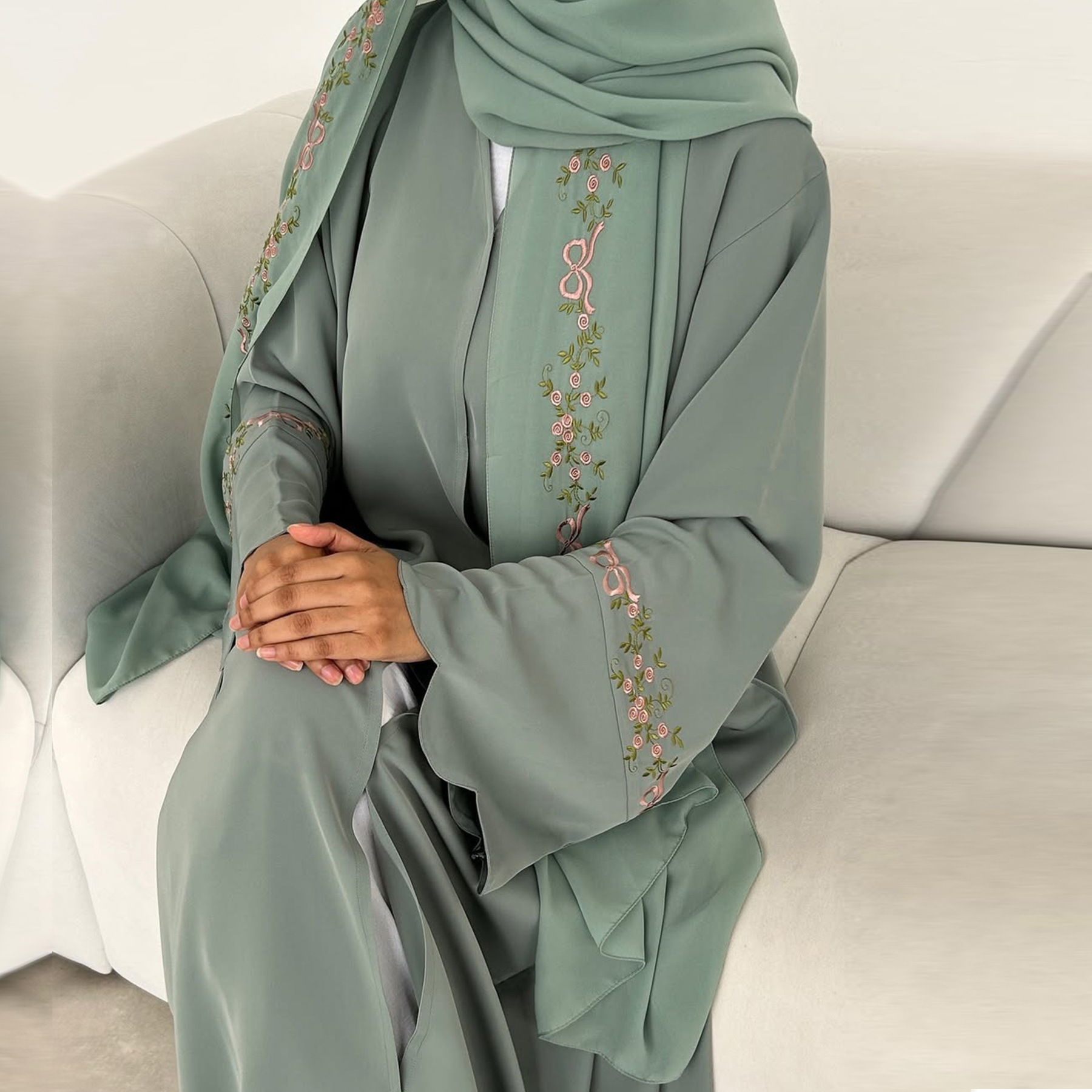 Loriya2025 Floral Embroidered Cardigan Lr1068
